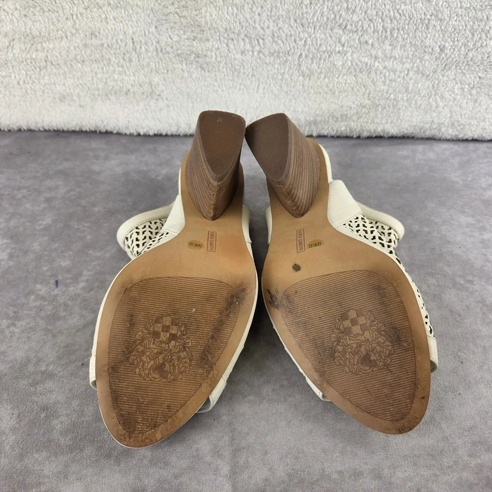 Vince Camuto Dastana Cream Laser Cut Leather Peep Toe Block Heel Booties 10W